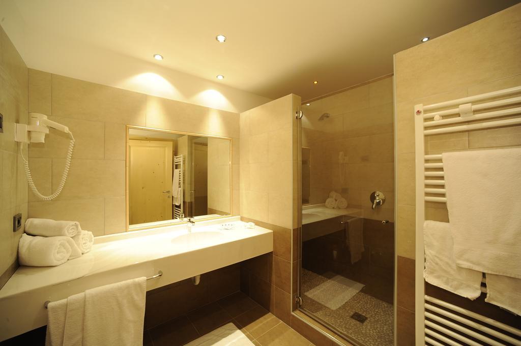 Hotel Belvedere Wellness & Family Базельга-ди-Пине Экстерьер фото